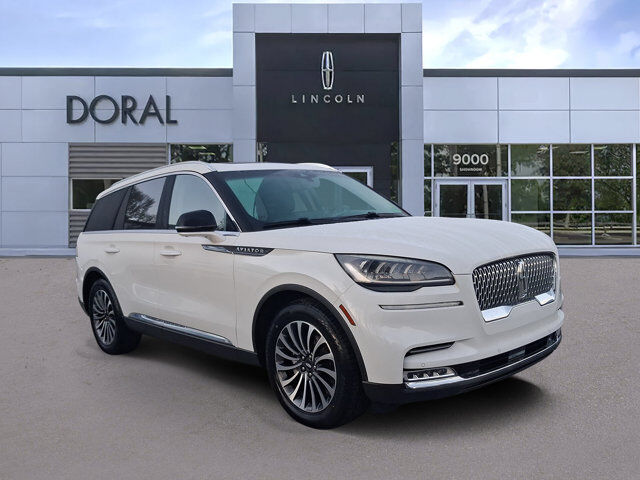2021 Lincoln Aviator Reserve — photo 1 of 14