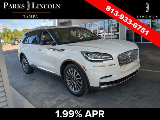 2022 Lincoln Aviator Reserve — photo 1 of 13