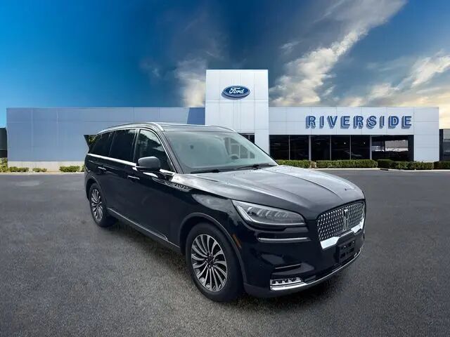 2021 Lincoln Aviator Reserve — photo 1 of 12