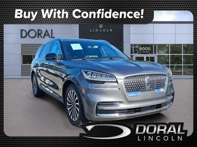 2022 Lincoln Aviator Reserve — photo 1 of 13