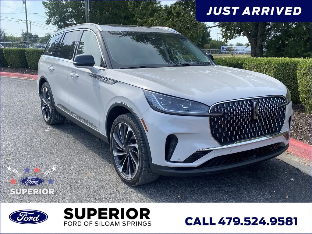 2025 Lincoln Aviator Reserve — photo 1 of 7
