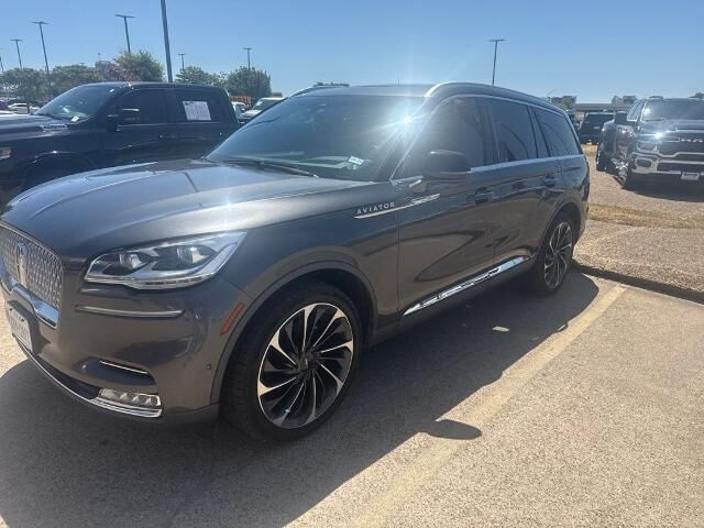 2020 Lincoln Aviator Reserve — photo 1 of 13
