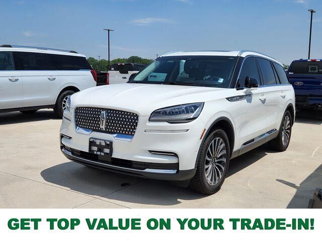 2023 Lincoln Aviator Reserve — photo 1 of 4