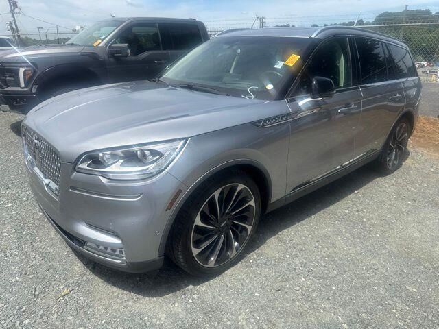 2021 Lincoln Aviator Reserve — photo 1 of 1