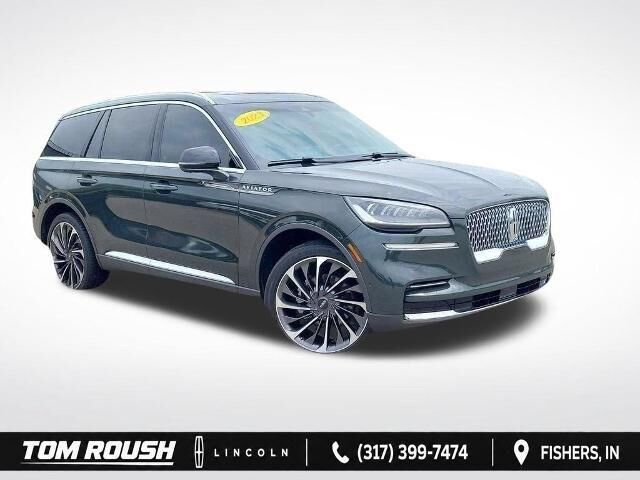 2023 Lincoln Aviator Reserve — photo 1 of 13