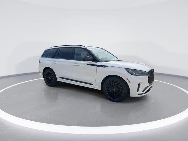 2026 Lincoln Aviator Reserve — photo 1 of 1