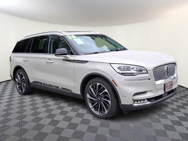 2020 Lincoln Aviator Reserve — photo 1 of 13