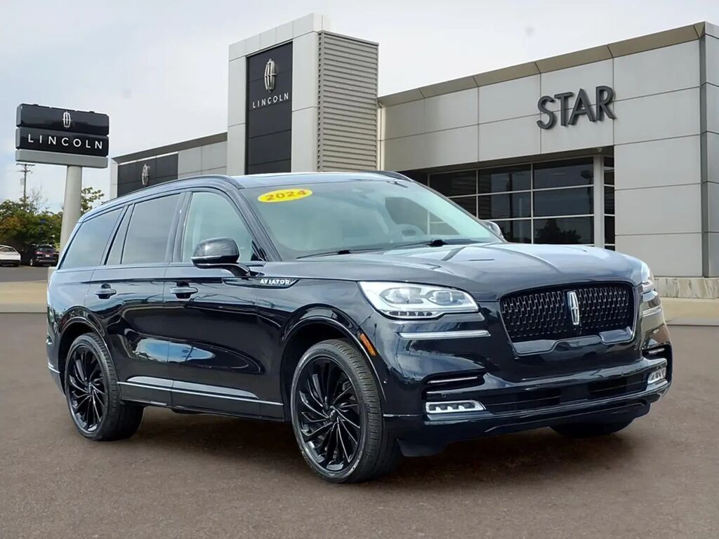 2024 Lincoln Aviator Reserve — photo 1 of 13