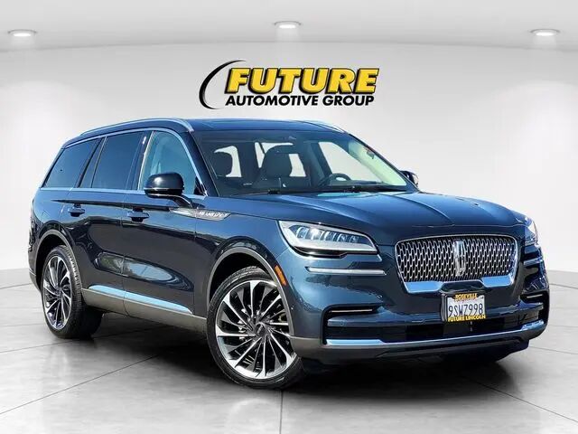 2023 Lincoln Aviator Reserve — photo 1 of 13