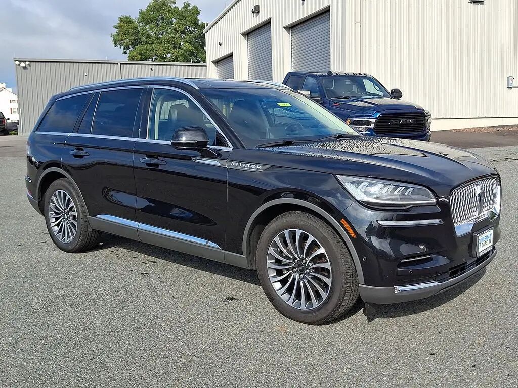2024 Lincoln Aviator Reserve — photo 1 of 13
