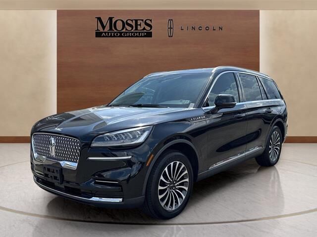 2022 Lincoln Aviator Reserve — photo 1 of 13