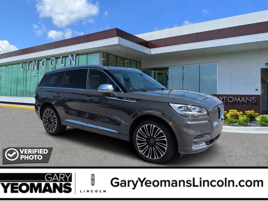 2022 Lincoln Aviator Black Label — photo 1 of 1