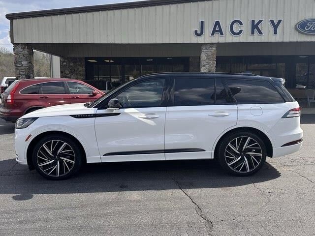 2025 Lincoln Aviator Black Label