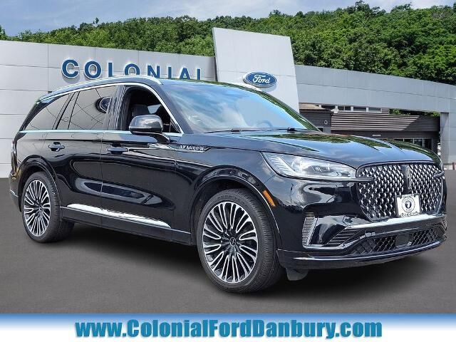 2025 Lincoln Aviator Black Label