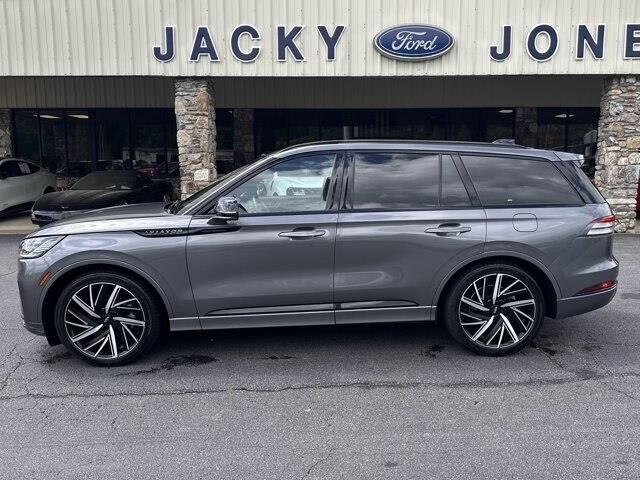 2025 Lincoln Aviator Black Label