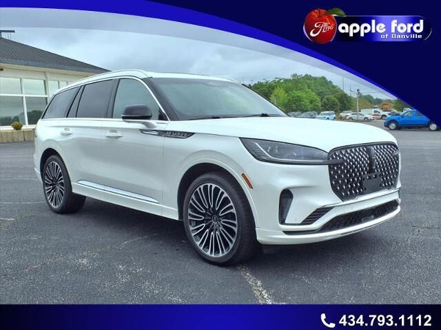 2025 Lincoln Aviator Black Label