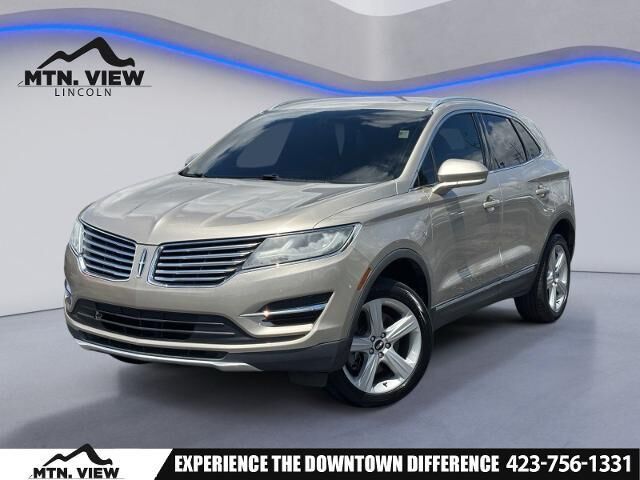 2015 Lincoln MKC Base