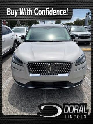 2022 Lincoln Corsair Standard — photo 1 of 2