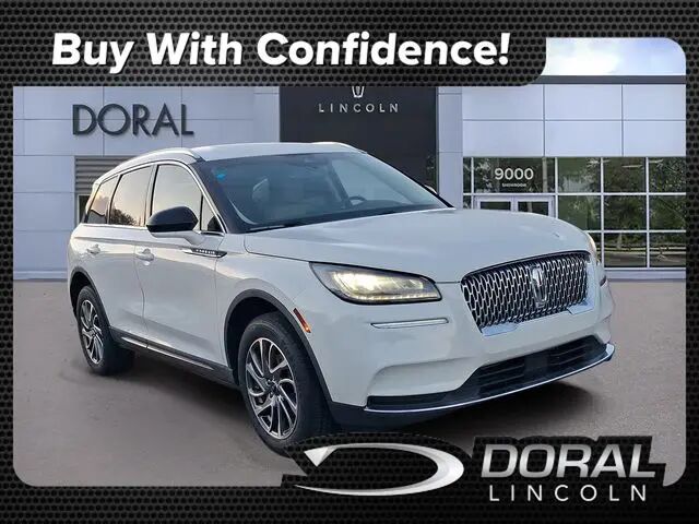 2022 Lincoln Corsair Standard — photo 1 of 13