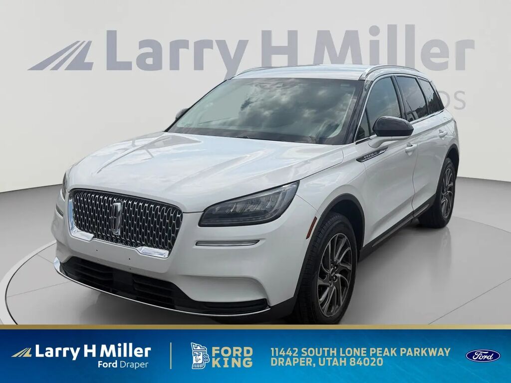 2022 Lincoln Corsair Standard — photo 1 of 13