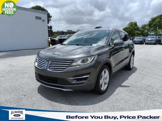 2017 Lincoln MKC Premiere — photo 1 of 13