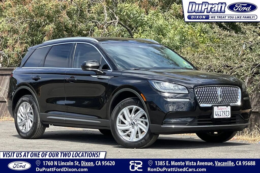 2022 Lincoln Corsair Standard — photo 1 of 13