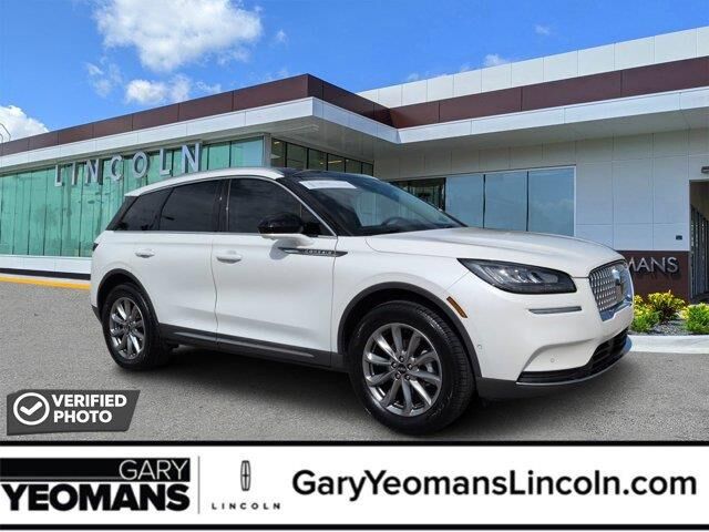 2022 Lincoln Corsair Standard — photo 1 of 1