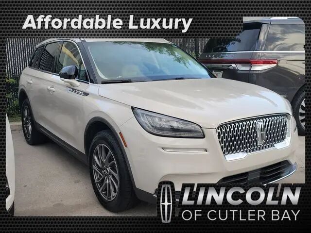 2022 Lincoln Corsair Standard — photo 1 of 4