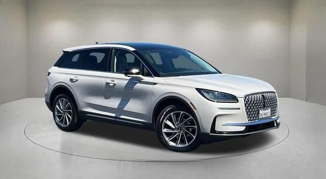 2023 Lincoln Corsair Standard