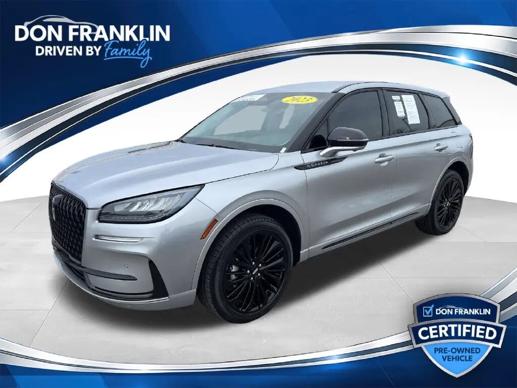 2023 Lincoln Corsair Standard — photo 1 of 13