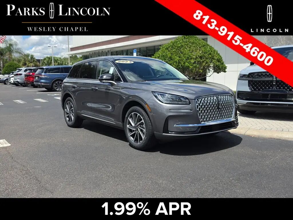2023 Lincoln Corsair Standard — photo 1 of 13