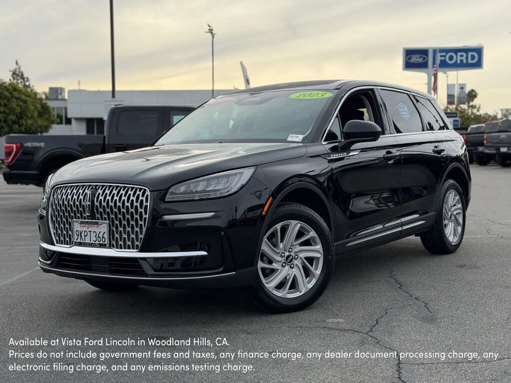2023 Lincoln Corsair Standard