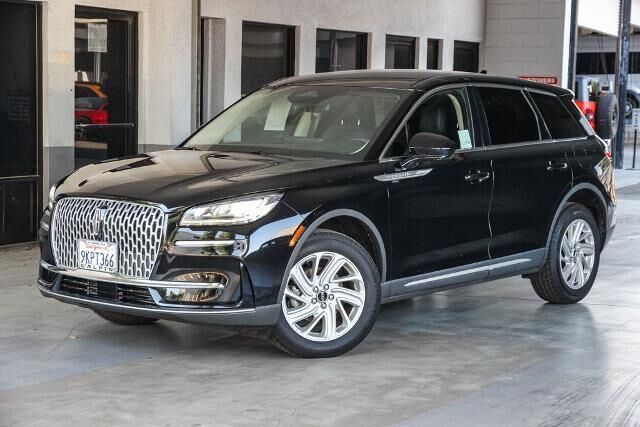2023 Lincoln Corsair Standard — photo 1 of 13
