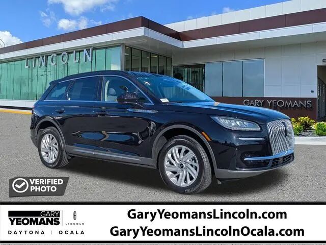 2026 Lincoln Corsair Premiere — photo 1 of 13