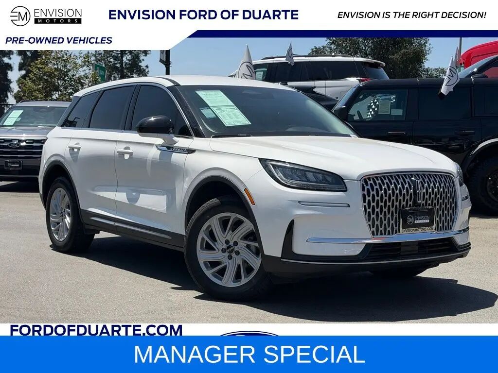 2023 Lincoln Corsair Standard