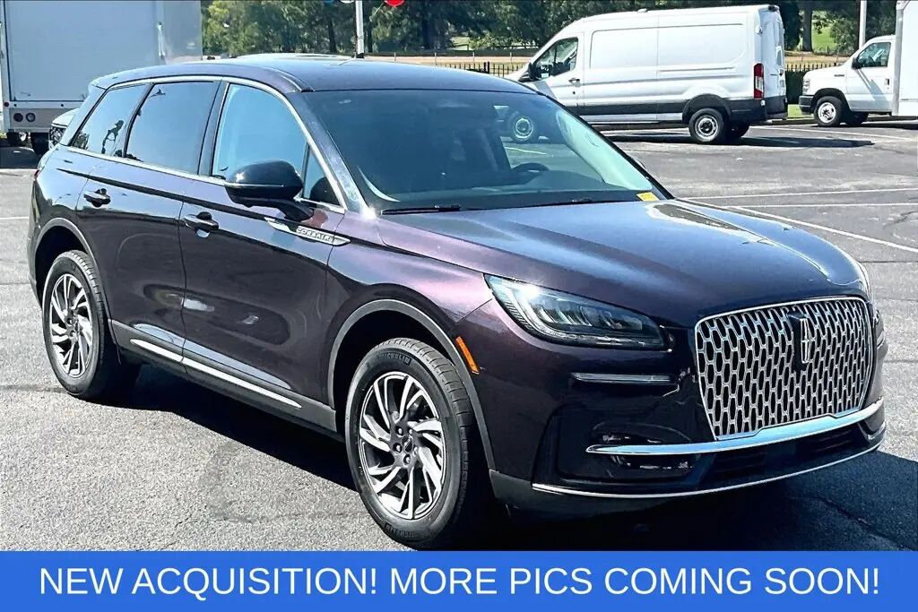 2023 Lincoln Corsair Standard — photo 1 of 7