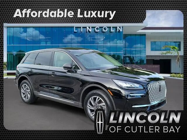 2024 Lincoln Corsair Premiere — photo 1 of 13