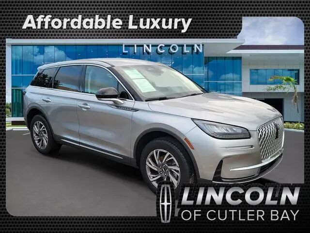 2024 Lincoln Corsair Premiere — photo 1 of 13