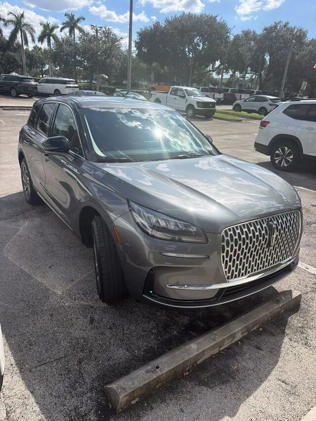 2023 Lincoln Corsair Standard