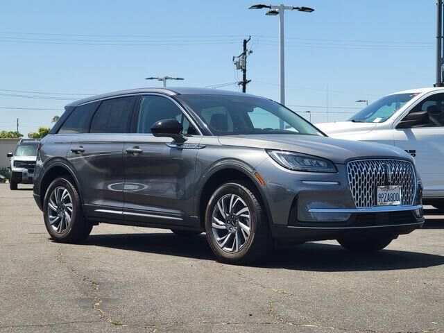 2025 Lincoln Corsair Premiere