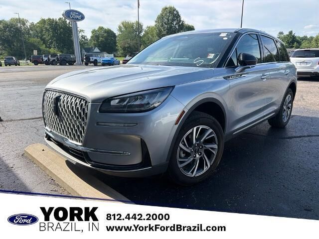 2023 Lincoln Corsair Standard