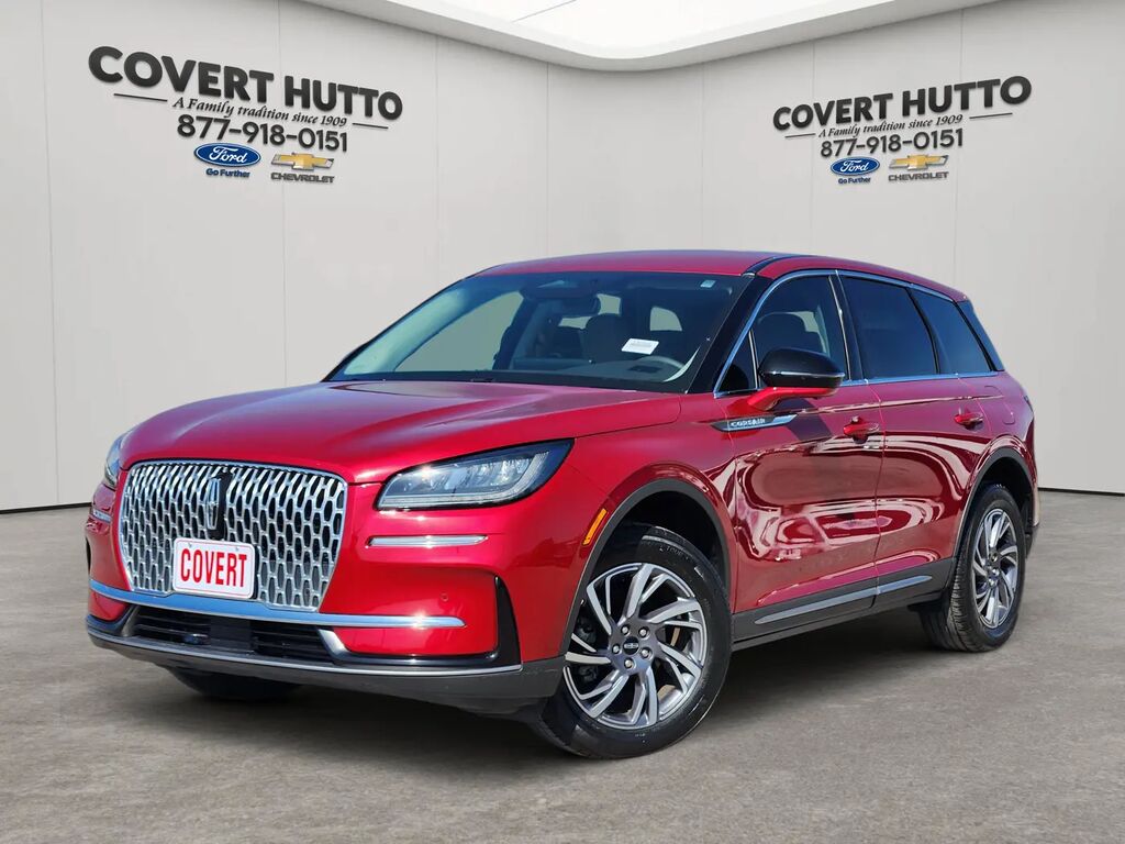 2024 Lincoln Corsair Premiere — photo 1 of 13
