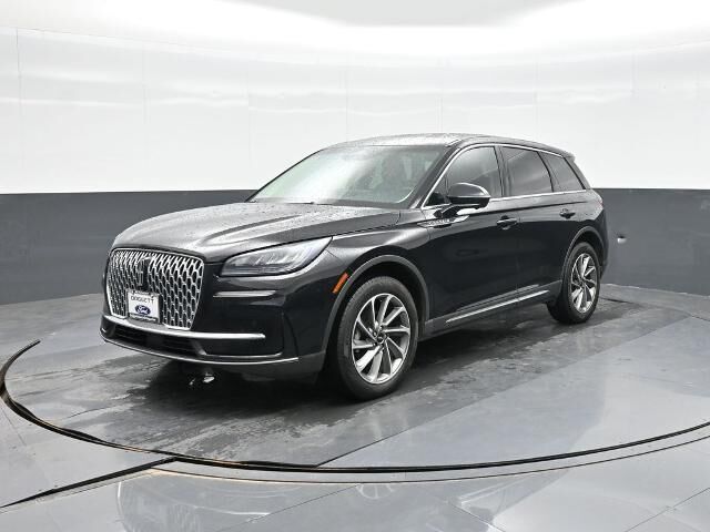 2024 Lincoln Corsair Premiere — photo 1 of 13