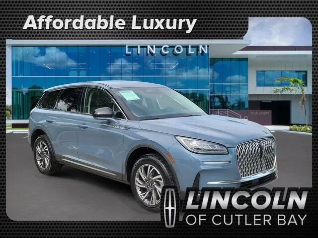 2024 Lincoln Corsair Premiere — photo 1 of 13