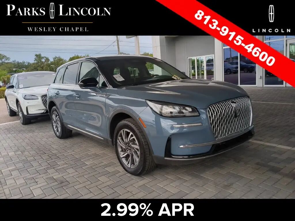 2025 Lincoln Corsair Premiere — photo 1 of 13