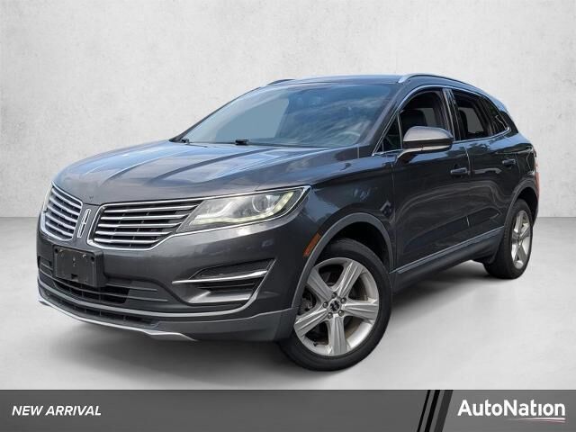 2017 Lincoln MKC Premiere — photo 1 of 13