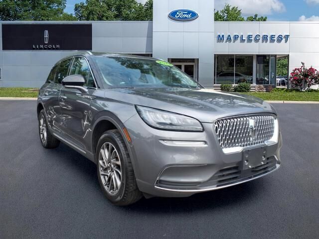 2022 Lincoln Corsair Standard — photo 1 of 4