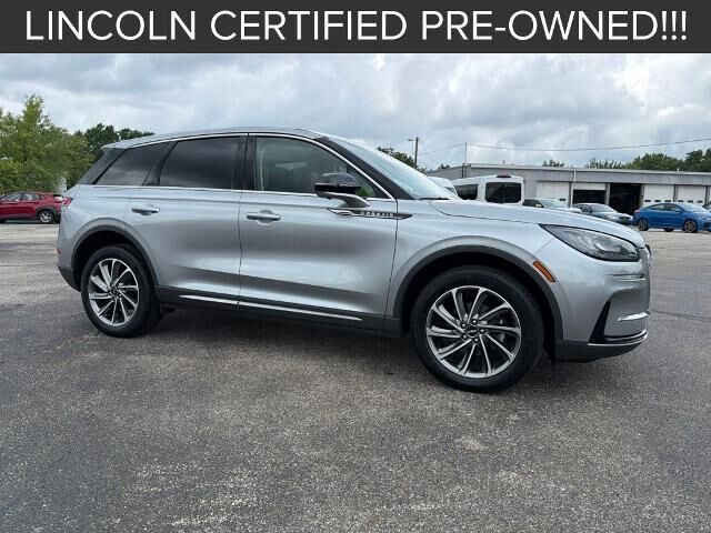 2023 Lincoln Corsair Standard — photo 1 of 13