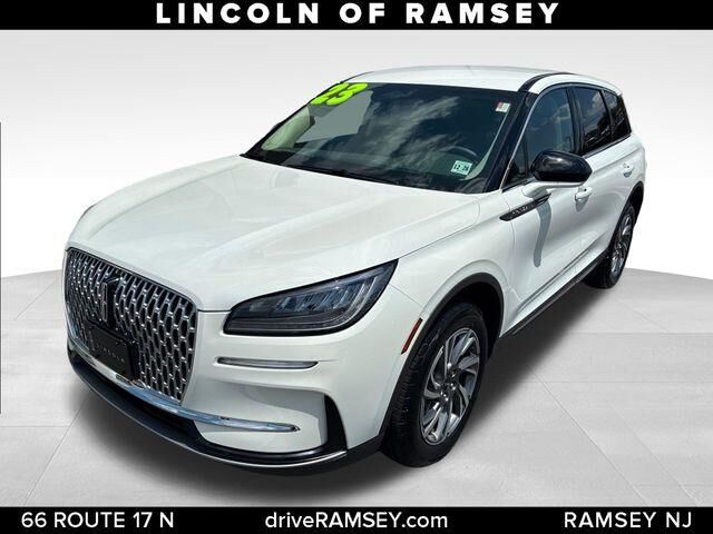 2023 Lincoln Corsair Standard