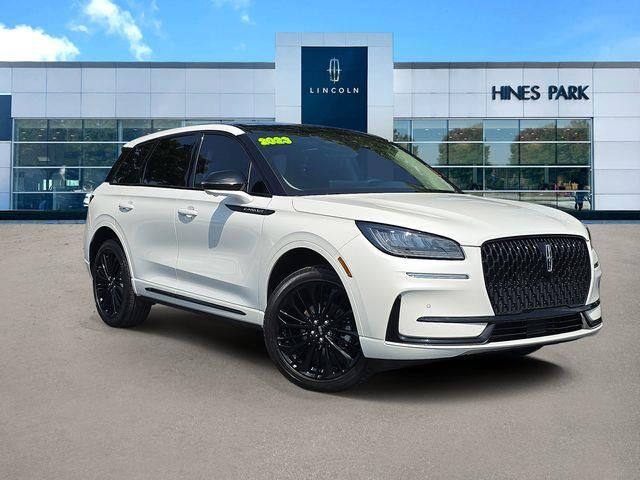 2023 Lincoln Corsair Standard